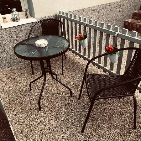 Apartmanek Patricie With Kitchenette Suitable For 2 Adults And 2 Children Lägenhet